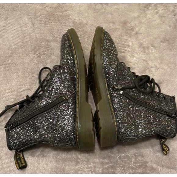 Dr. Marten Chunky Glitter Boots Size 6 - Picture 10 of 10